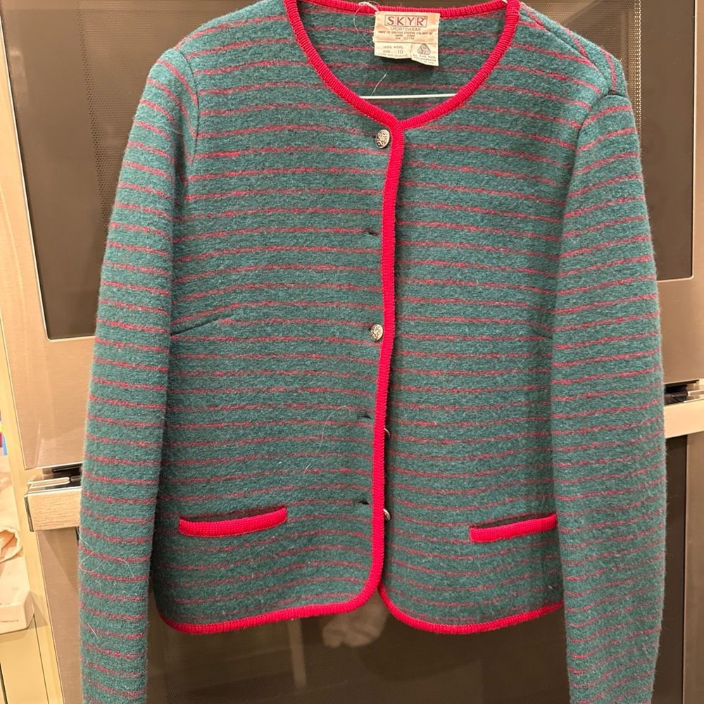 VINTAGE. SKYR Sportswear Wool Top with Red and Green Stripes